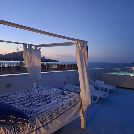 Blue Life, Sea-Luxury Rooms On The Beach Between Palermo And Cefalu' Casteldaccia Exterior photo