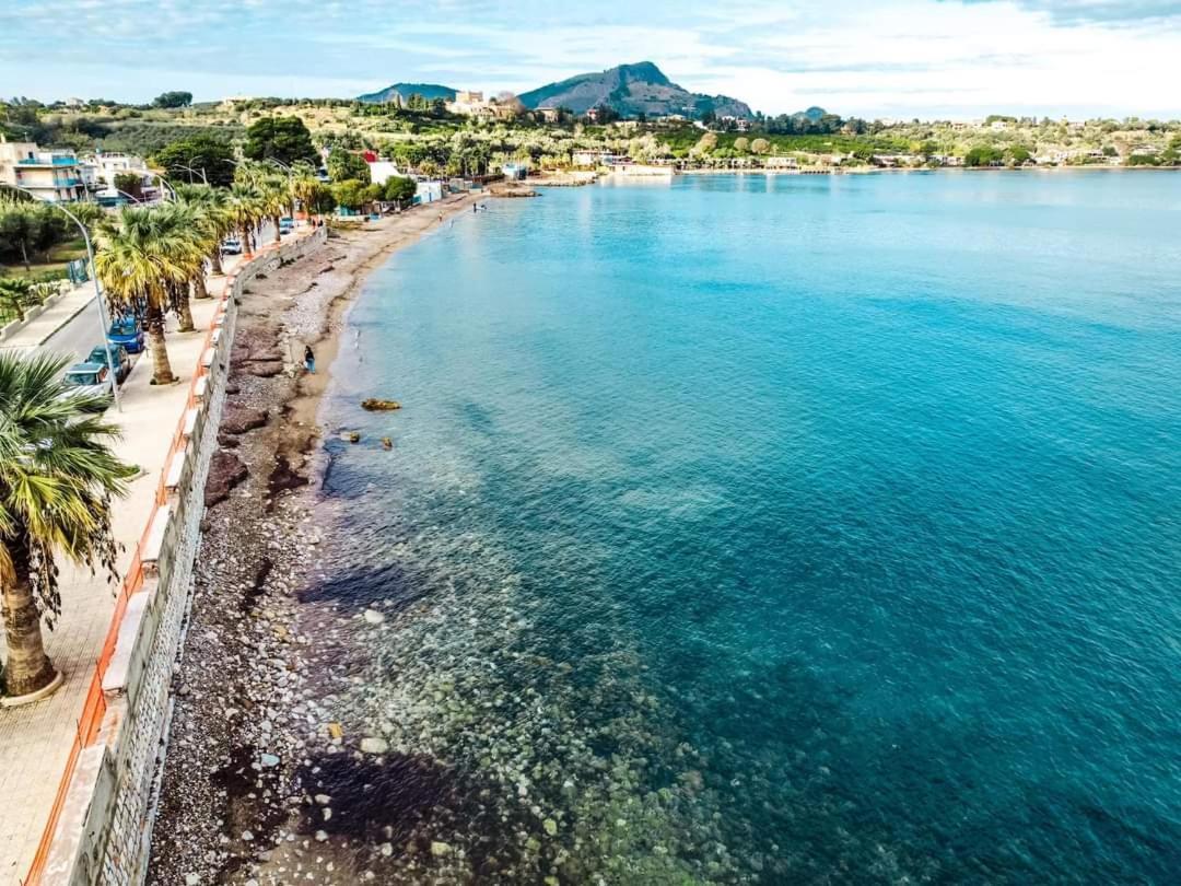 Blue Life, Sea-Luxury Rooms On The Beach Between Palermo And Cefalu' Casteldaccia Exterior photo