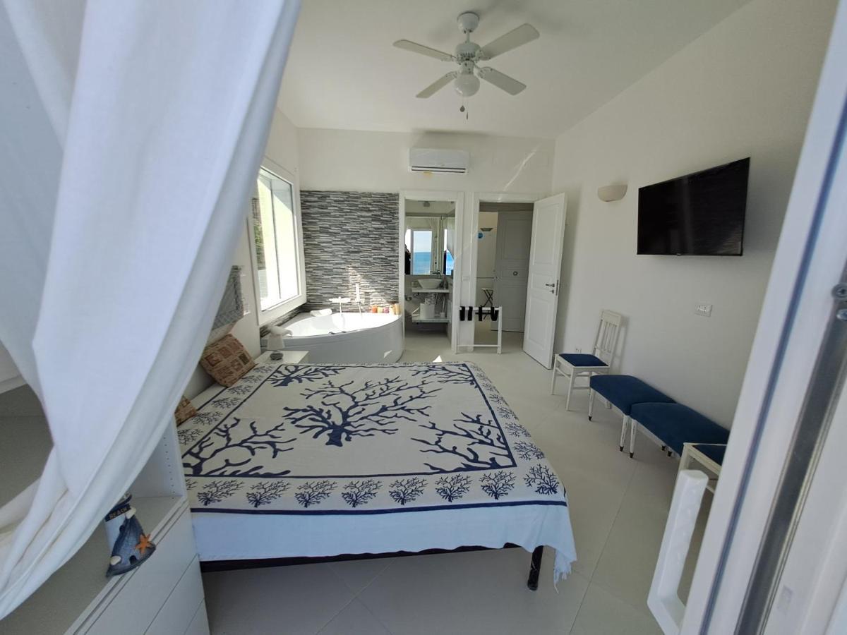 Blue Life, Sea-Luxury Rooms On The Beach Between Palermo And Cefalu' Casteldaccia Exterior photo